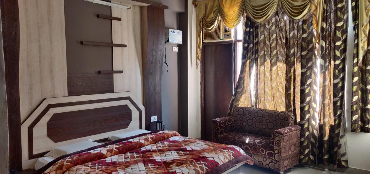 Hotel Shakuntala Катра Экстерьер фото